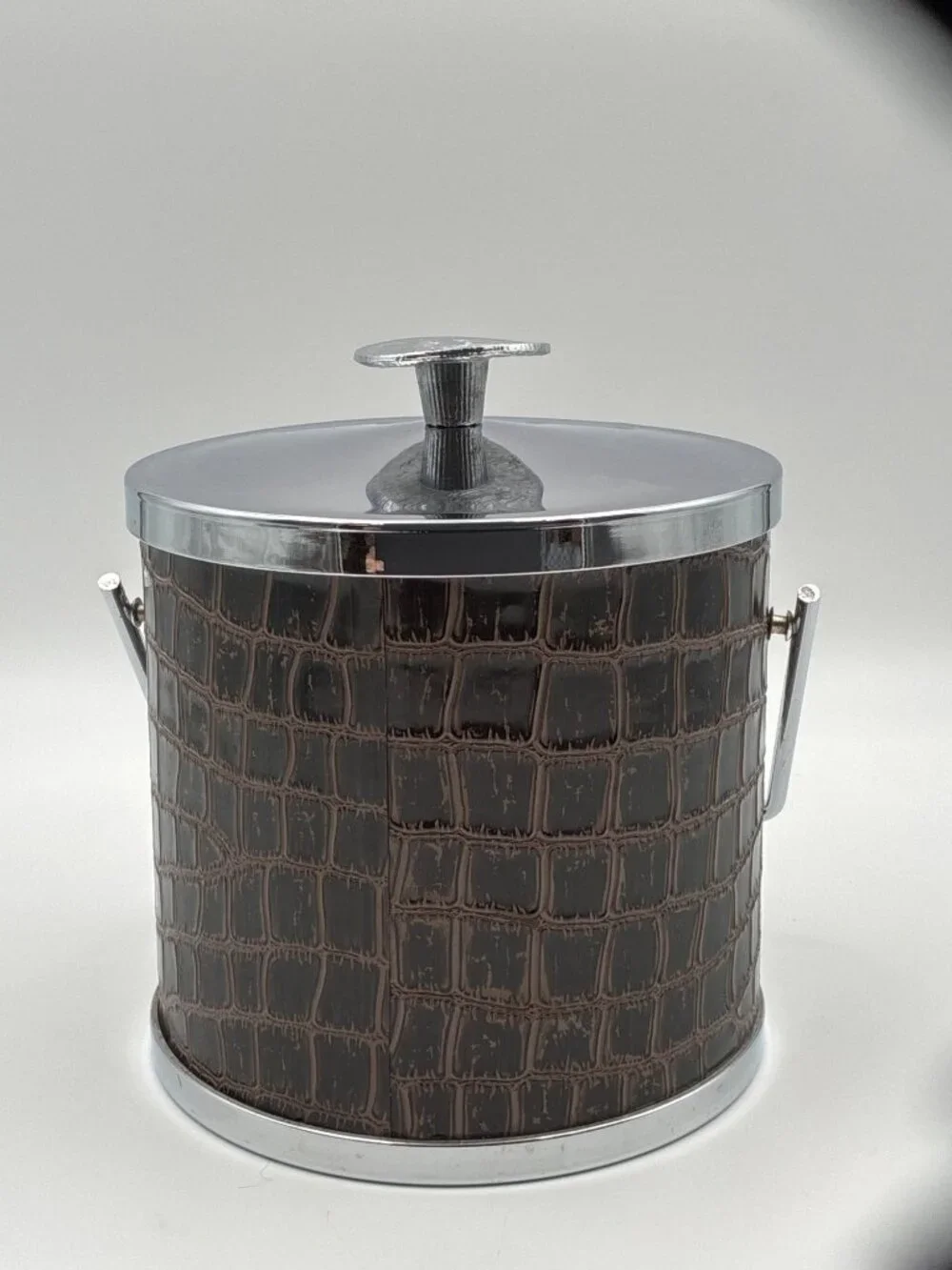 VTG MCM Serv-Master Creations Brown Faux Alligator Croc Ice Bucket Chrome Handle
